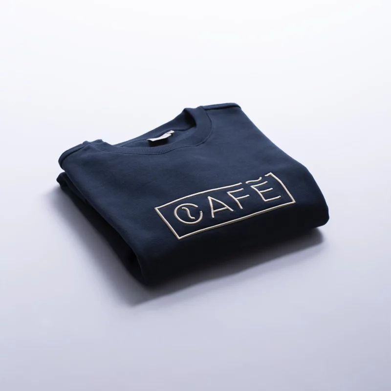 organic logo sweater navy folded